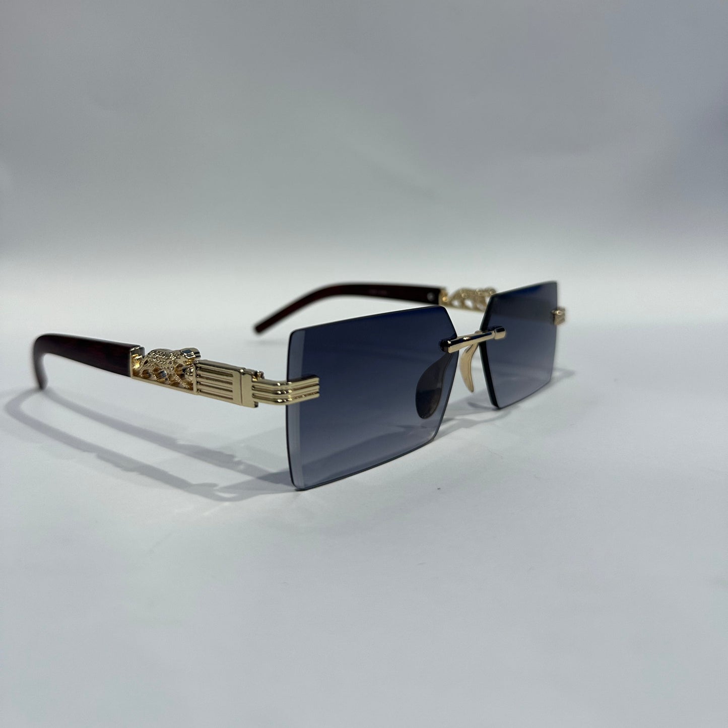Luxury Rimless Sunglasses with Gold Detailing & Gradient Lenses – Premium Eyewear